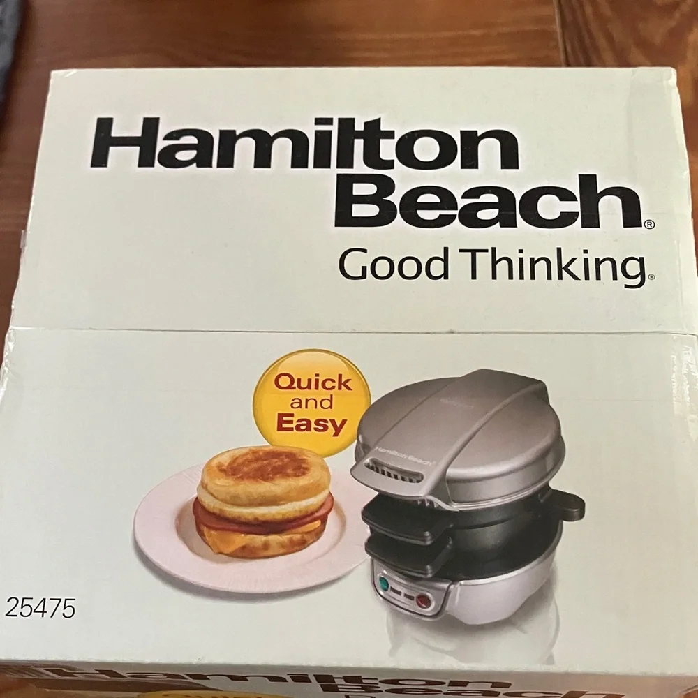 NEW - Hamilton Beach Black and Silver Breakfast Sandwich Maker - Picture 2 of 4
